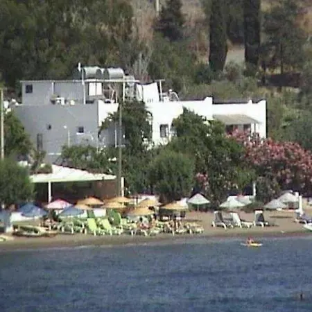 Tevfik Apart Otel *